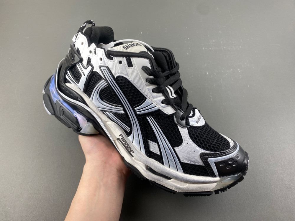 Ba1en*iaga led Runner
