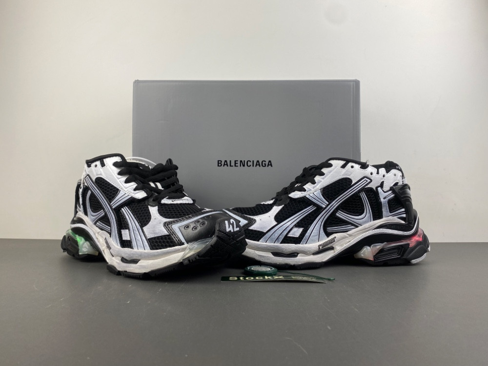 Ba1en*iaga led Runner