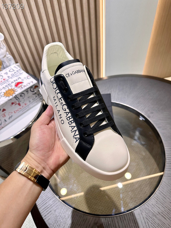 DG SNEAKER