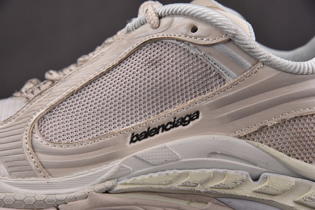 Ba1en*iaga TRIPLE S