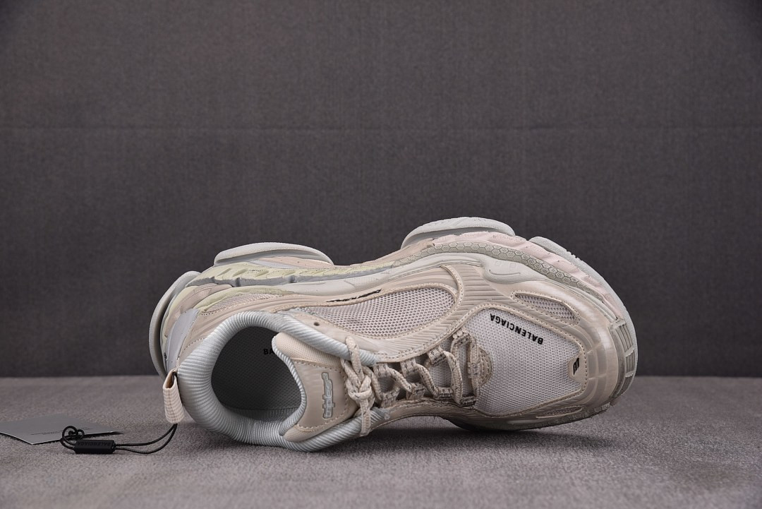 Ba1en*iaga TRIPLE S