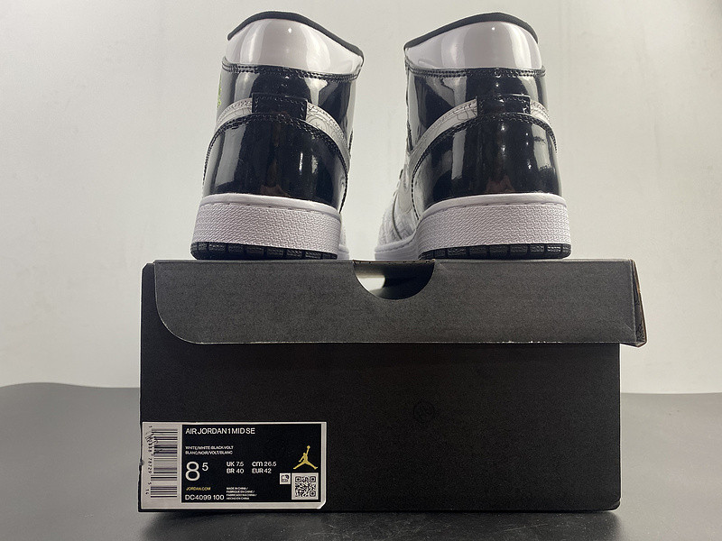 AIR JORDAN 1 MID GS “DIY” DC4099-100