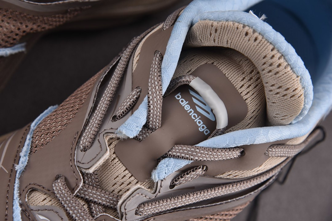 Ba1en*iaga Jet sneakers