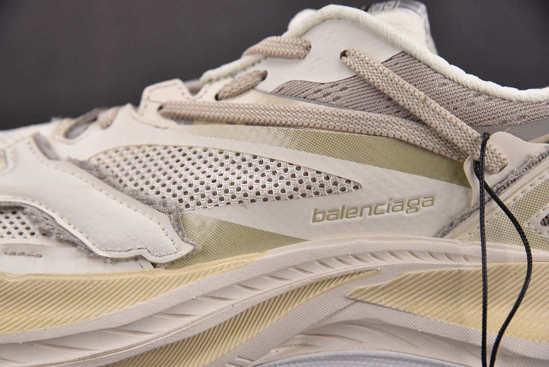 Ba1en*iaga Jet sneakers