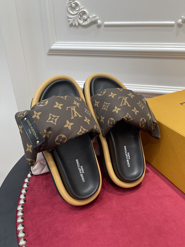 LOU1_TON SLIPPERS