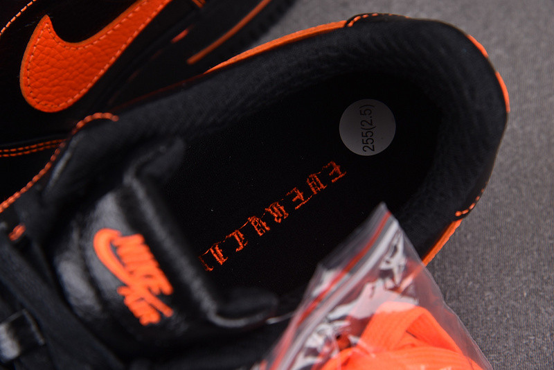 Nike Air Force 1 Low VLONE (2017) AA5360-001