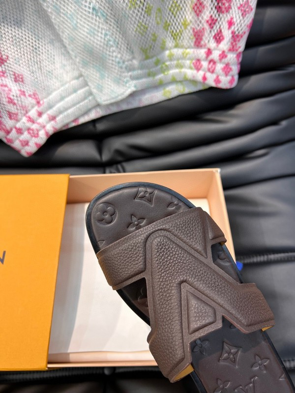 LOU1_TON SLIPPERS