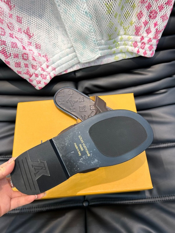 LOU1_TON SLIPPERS