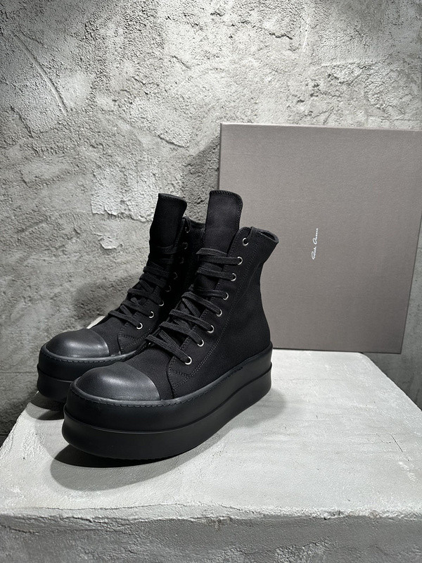 RICK 0WENS SNEAKERS
