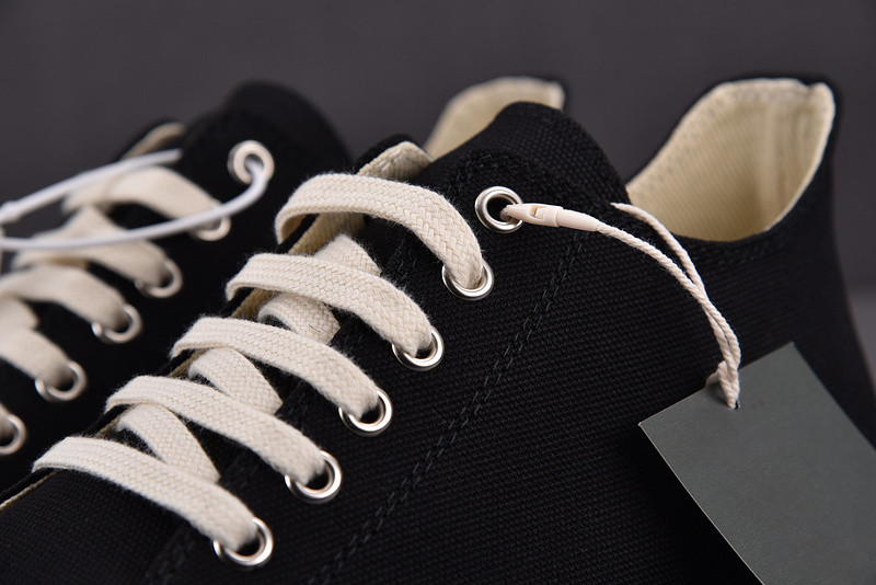 RICK 0WENS SNEAKERS