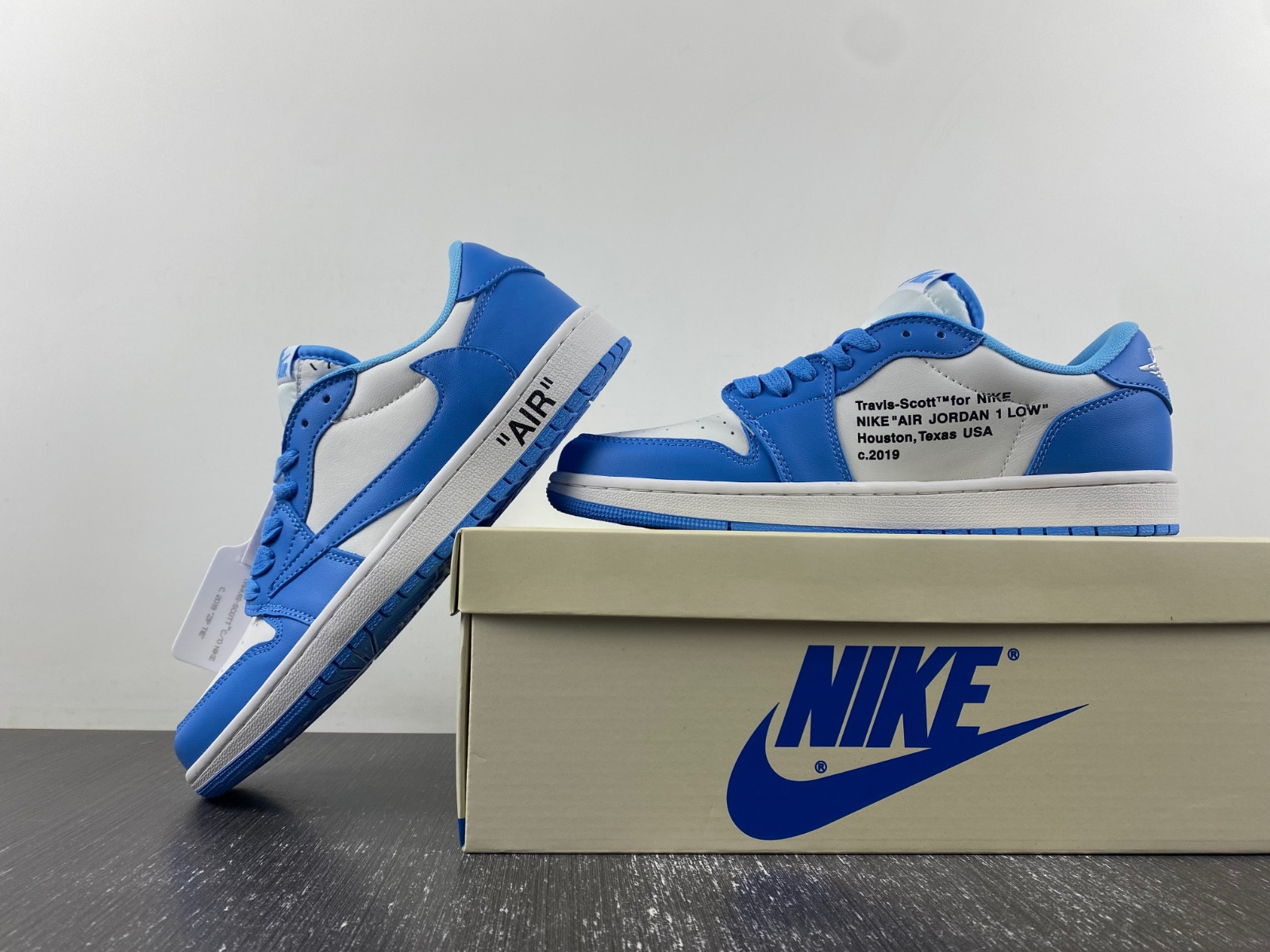 OFF-WHITE x Travis Scott x Air Jordan 1 OW DM7866-180