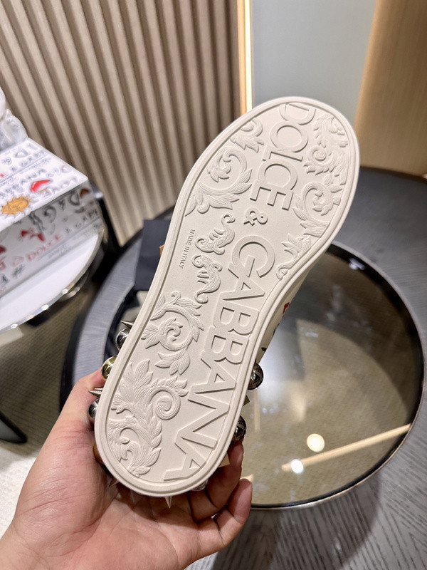 DG SNEAKER