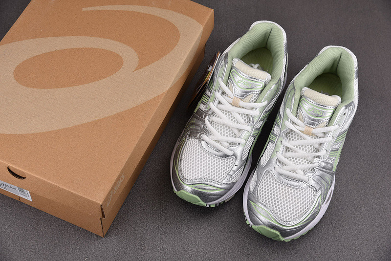 As*ic*s gel-kayano 14