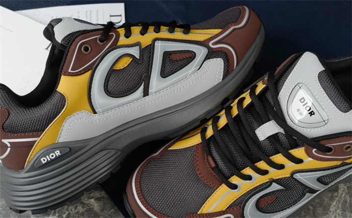 DR B30 SNEAKER