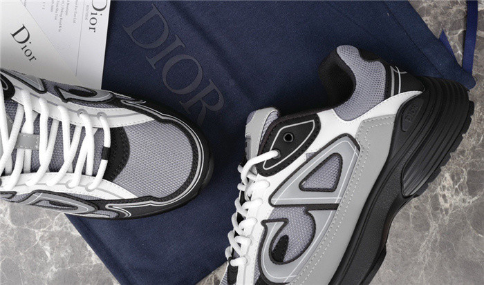 DR B30 SNEAKER