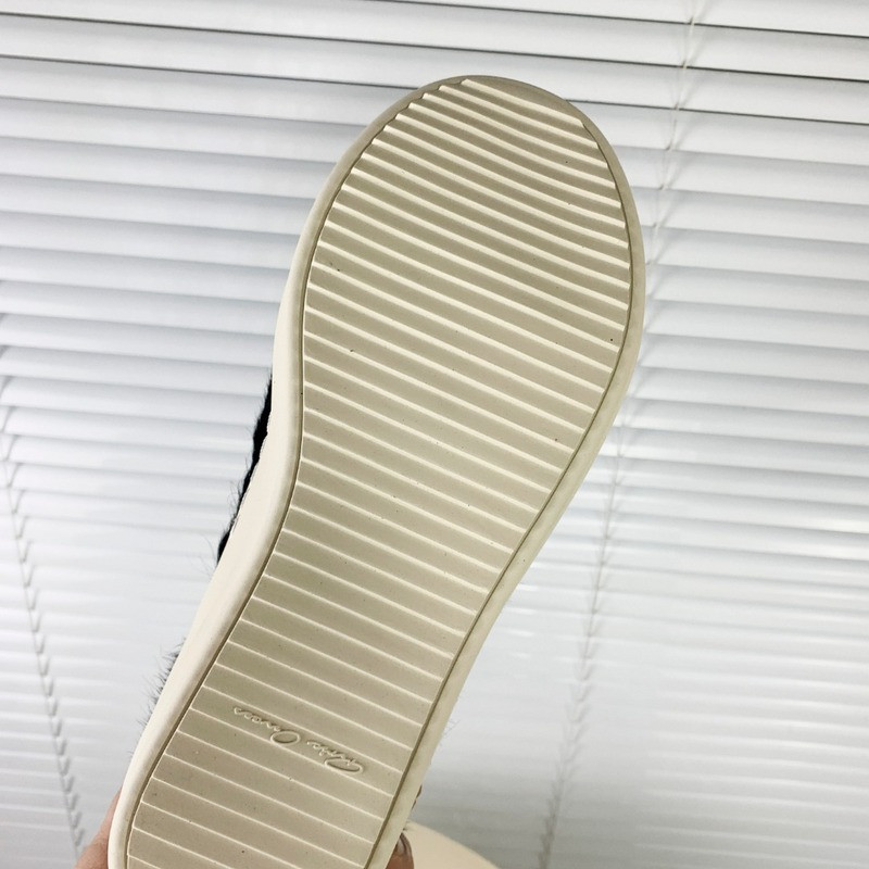 RICK 0WENS SNEAKERS