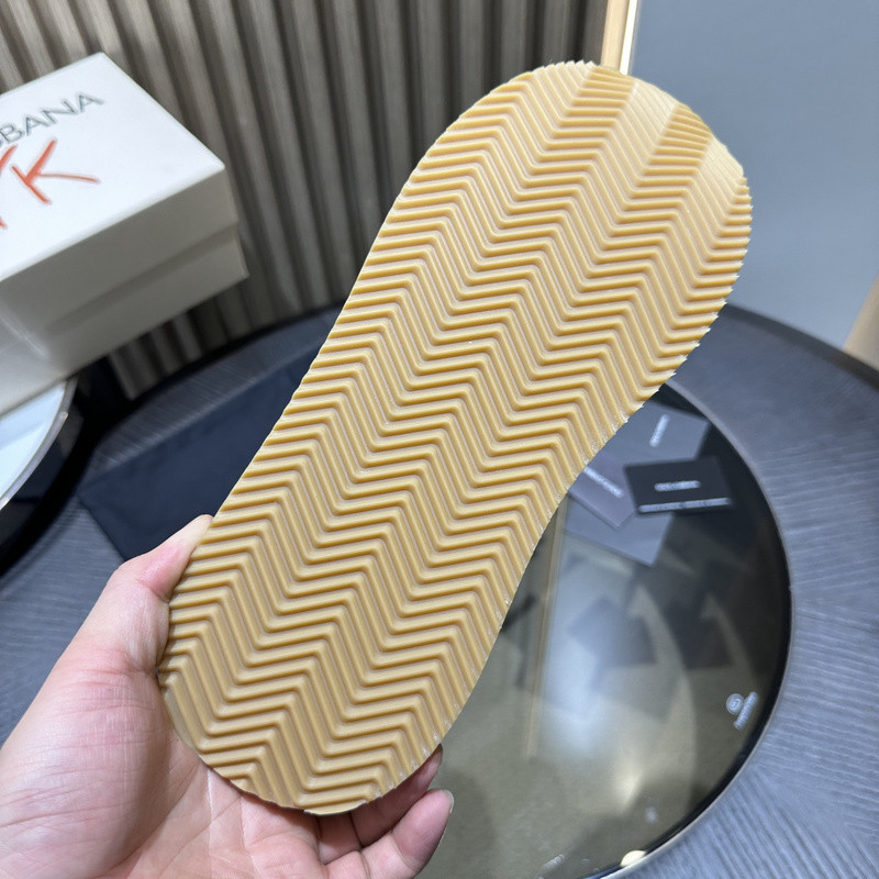 DG SNEAKER