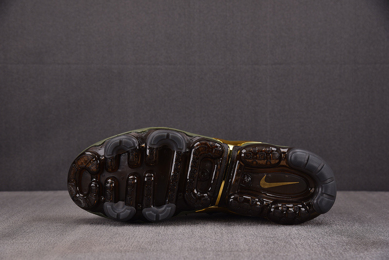 Nike Air VaporMax Plus