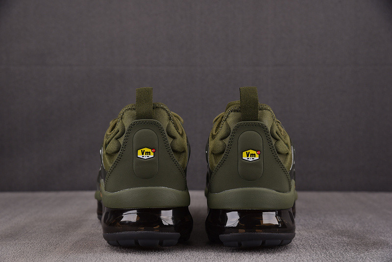 Nike Air VaporMax Plus