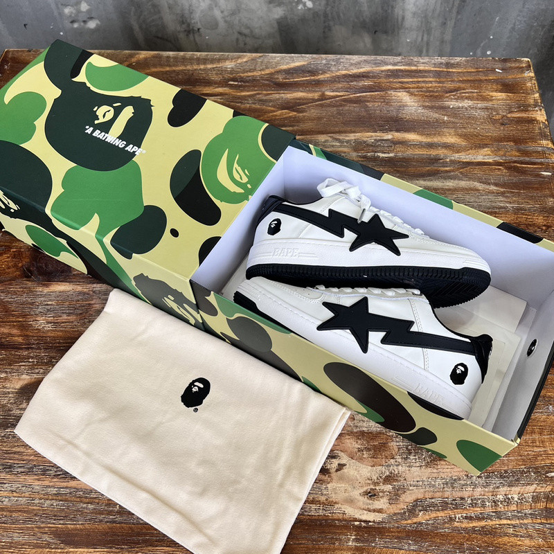 BAPE SNEAKERS