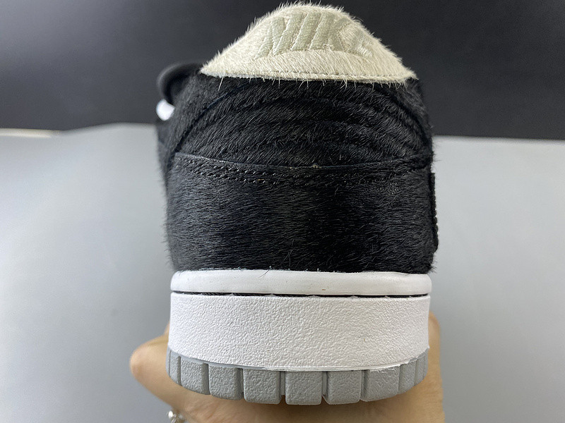 NIKE SB DUNK LOW BLACK WHITE CZ5127-001