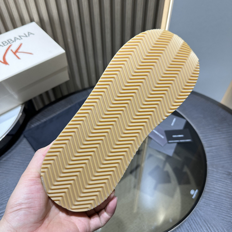 DG SNEAKER