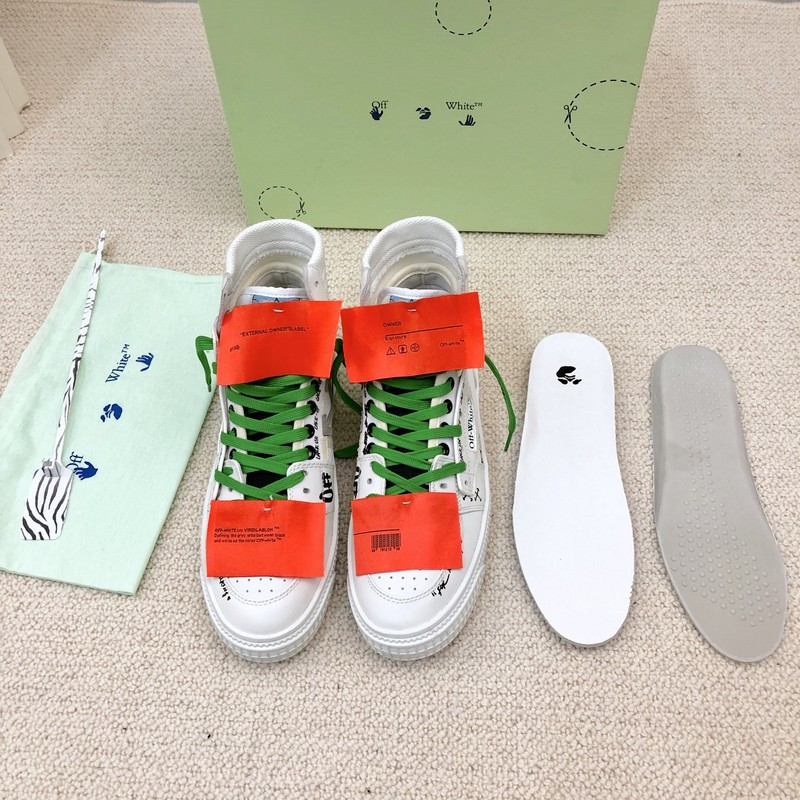 Off-White c/o Virgil Abloh