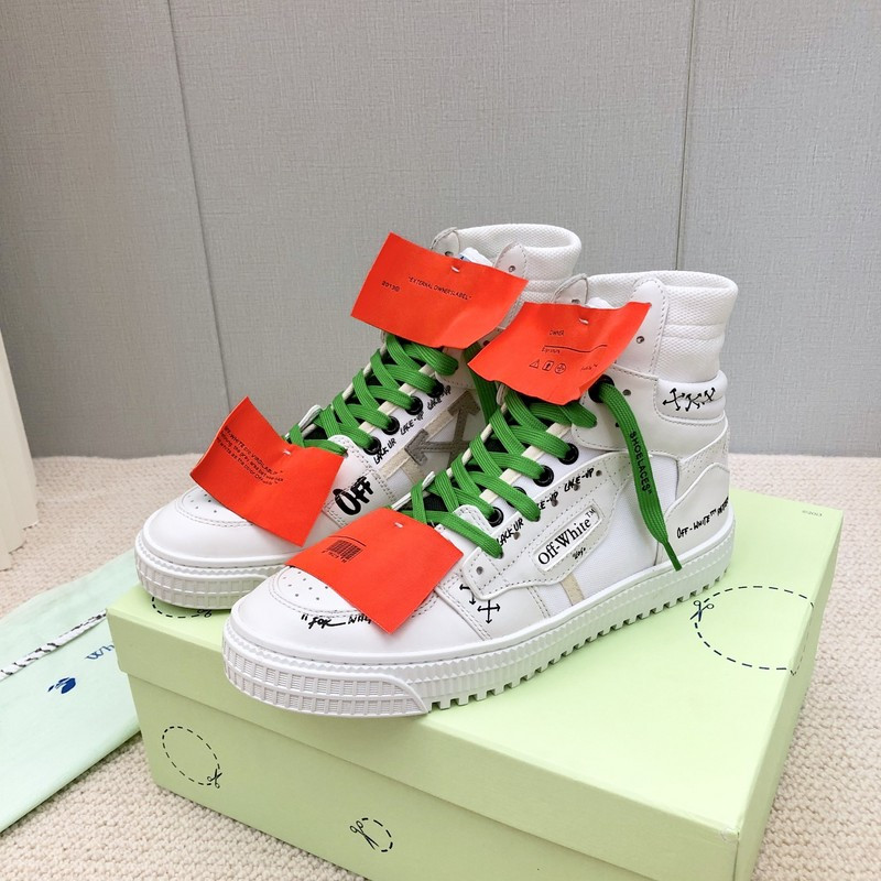 Off-White c/o Virgil Abloh