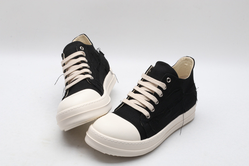 RICK 0WENS SNEAKERS
