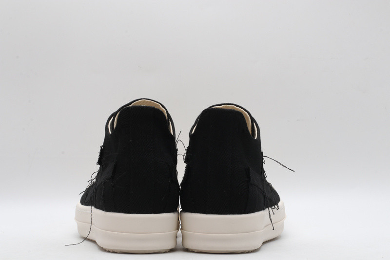 RICK 0WENS SNEAKERS