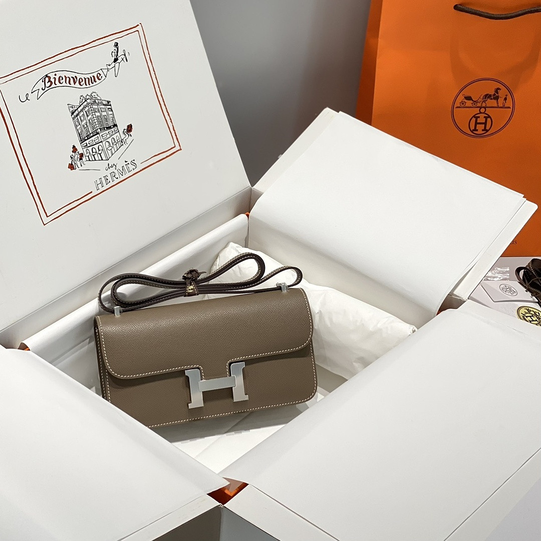 H*RMES BAGS size 26x16x6cm