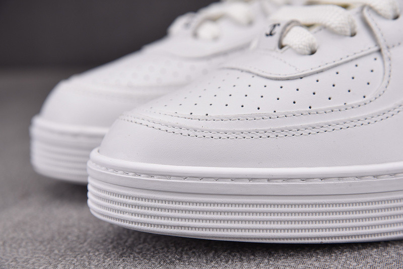 CHA_NEL SNEAKERS
