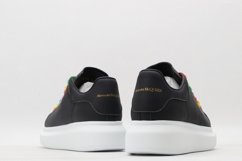 ALEXANDER MCQUEEN SNEAKER
