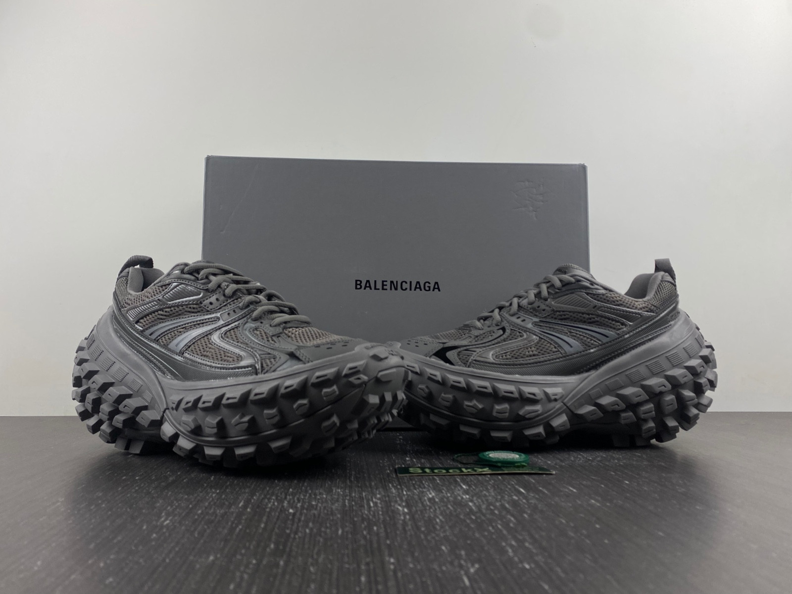 Ba*len*cia*ga bouncer chunky-sole sneakers