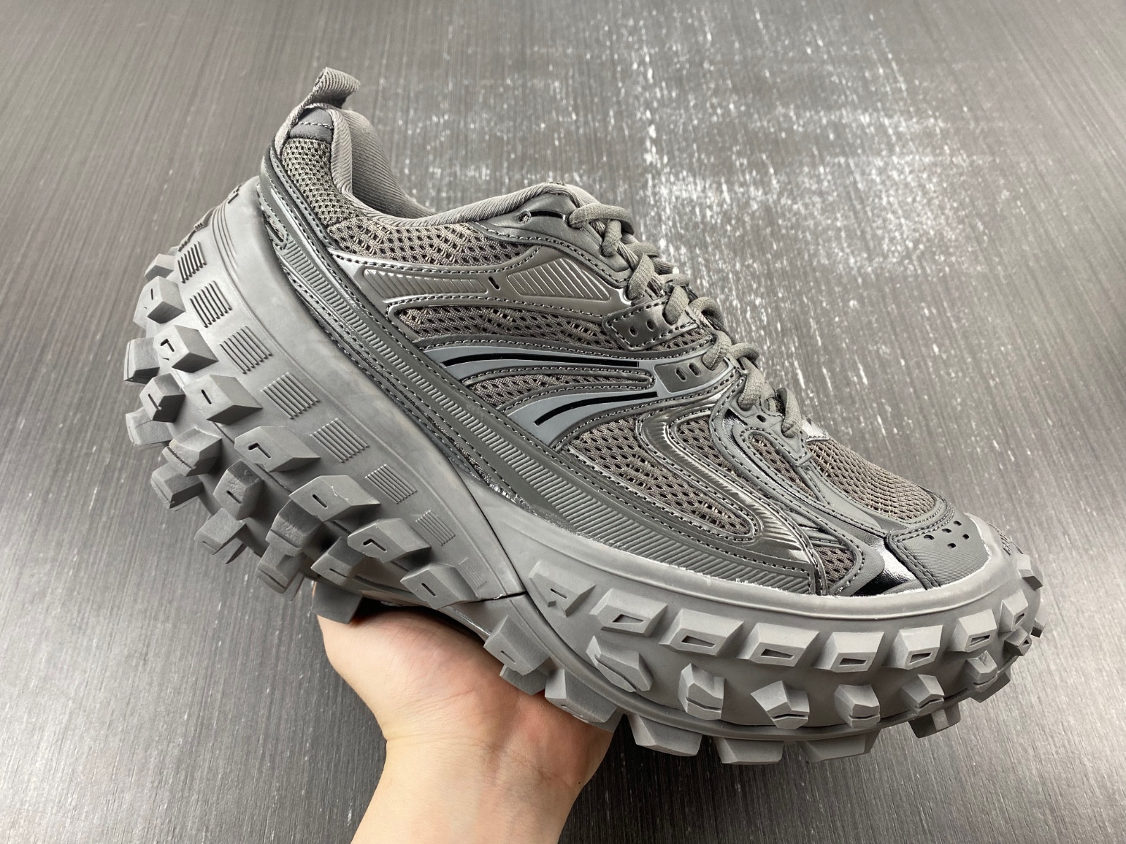 Ba*len*cia*ga bouncer chunky-sole sneakers