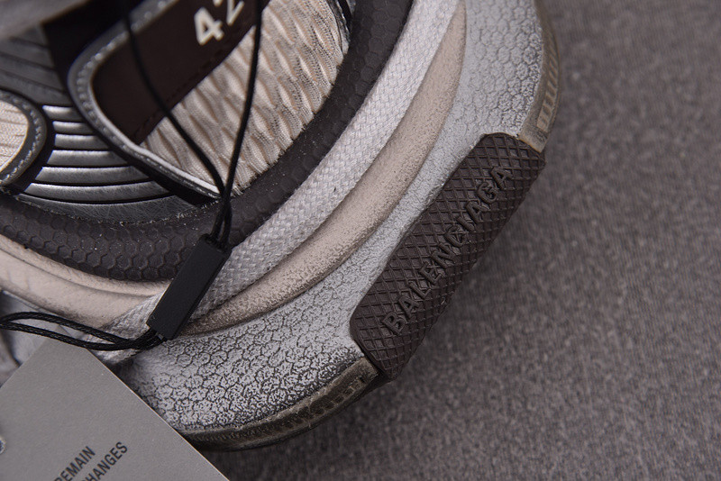 Ba*len*cia*ga 3xl extreme lace brown grey distress