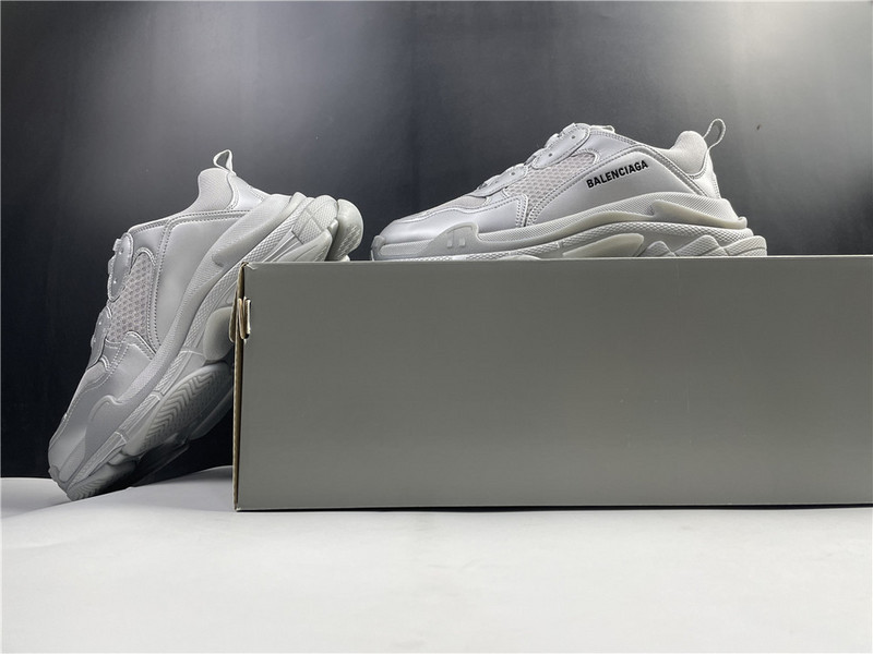 Ba*len*cia*ga sliver white sneaker 536737 w0901 8100