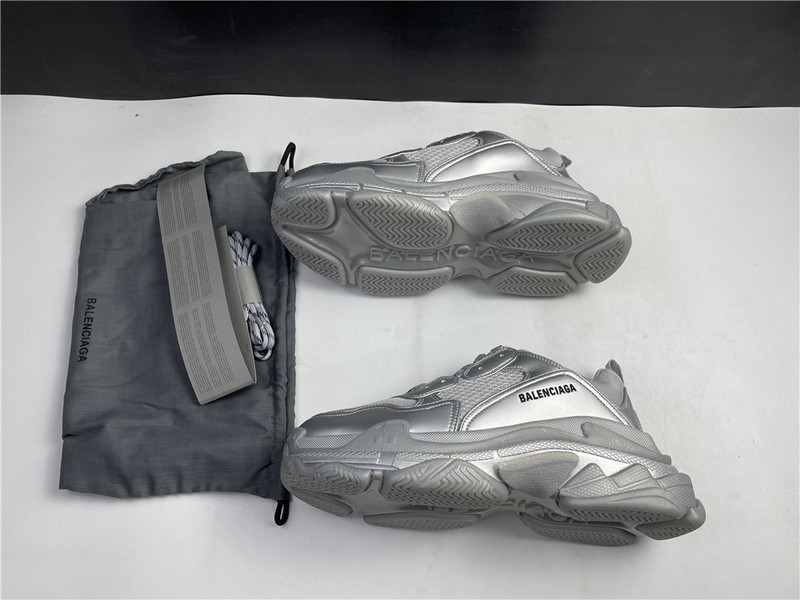 Ba*len*cia*ga sliver white sneaker 536737 w0901 8100