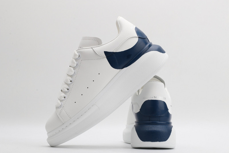 ALEXANDER MCQUEEN SNEAKER