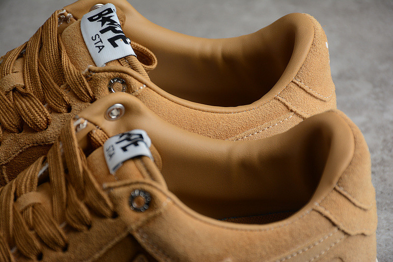 BAPE SNEAKERS