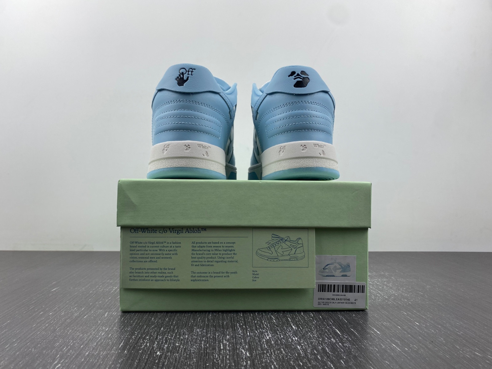 Off-White c/o Virgil Abloh