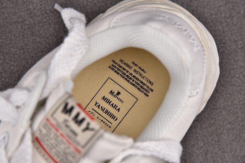 MAISON MIHARA SNEAKERS