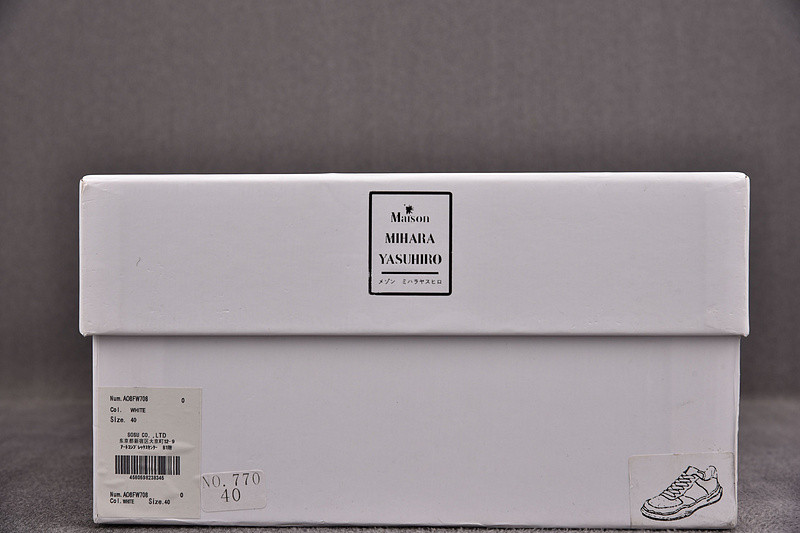 MAISON MIHARA SNEAKERS