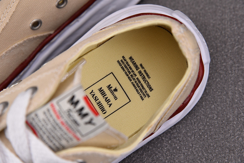 MAISON MIHARA SNEAKERS