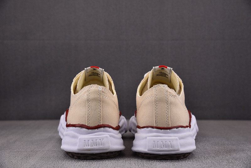 MAISON MIHARA SNEAKERS