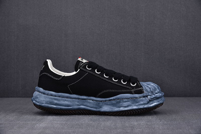 MAISON MIHARA SNEAKERS