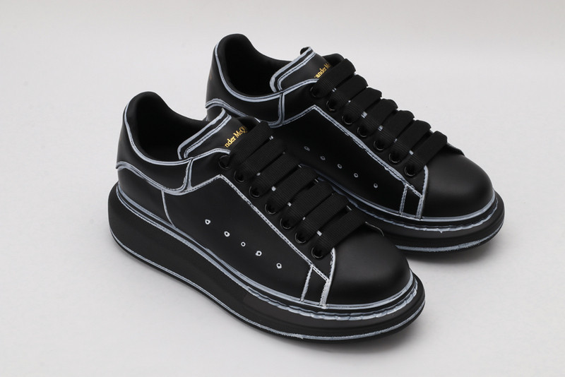 ALEXANDER MCQUEEN SNEAKER