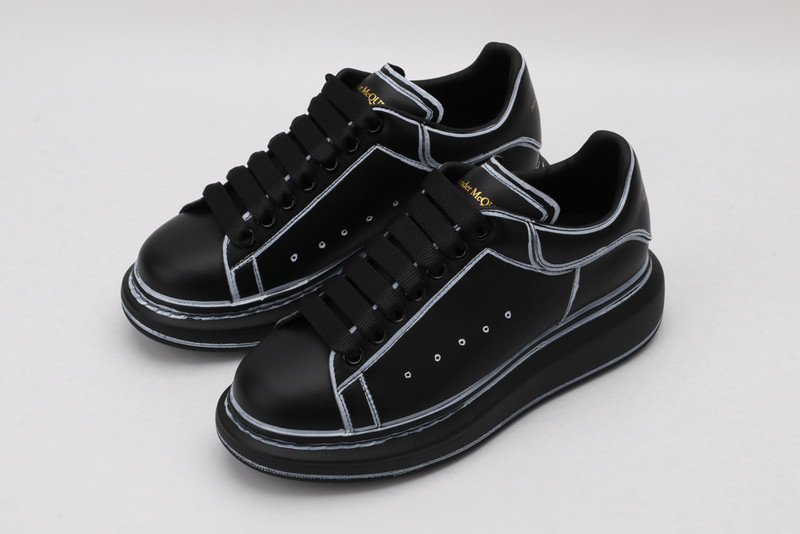 ALEXANDER MCQUEEN SNEAKER