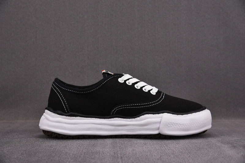 MAISON MIHARA SNEAKERS