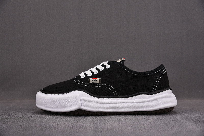 MAISON MIHARA SNEAKERS